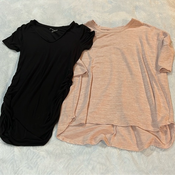 A Pea in the Pod Tops - MATERNITY Size Small: A Pea in the Pod Black & Light Pink Short Sleeve Tees Lot